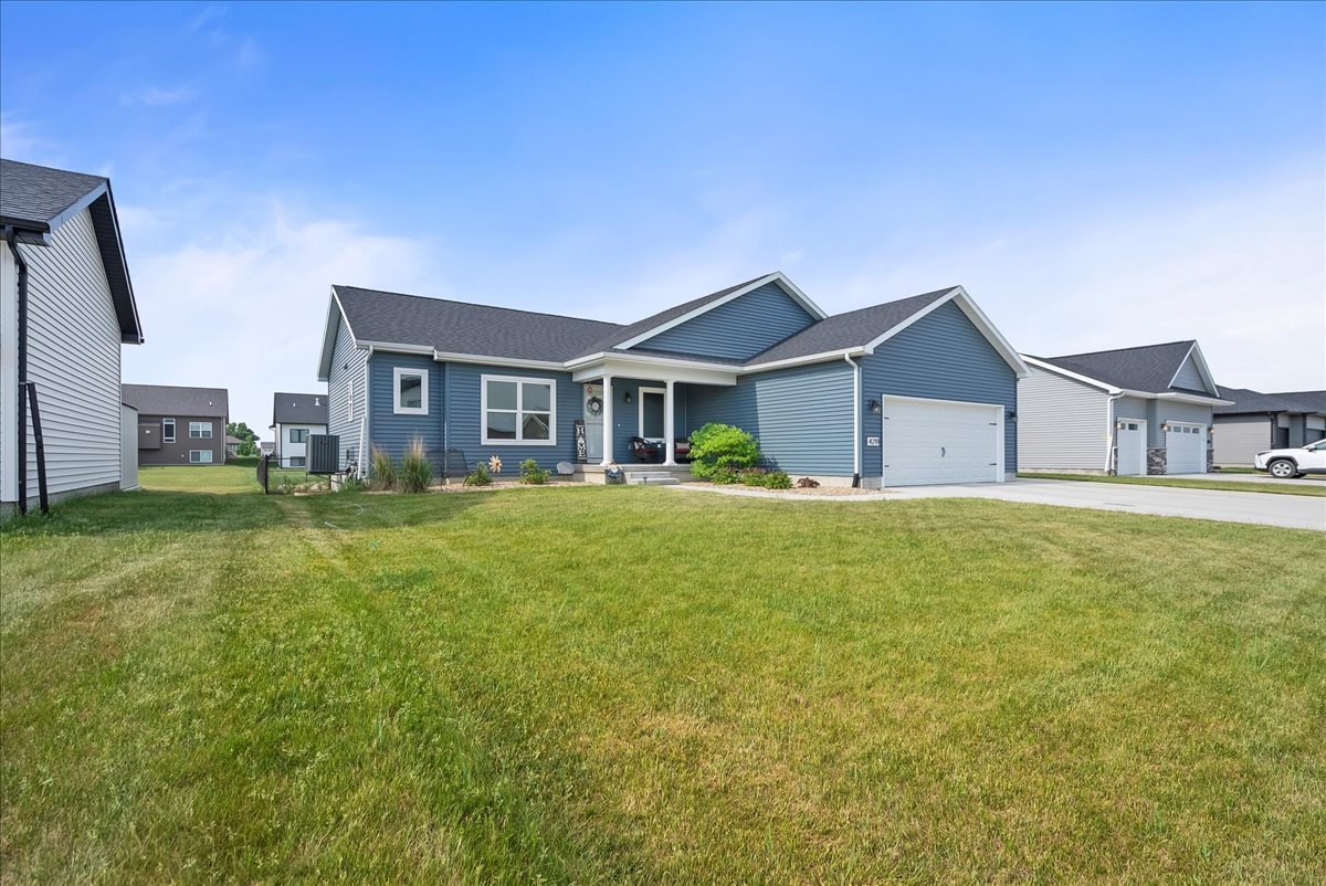 Welcome to this Exceptional Ranch Home Nestled in a Desirable Neighborhood of Cedar Falls Iowa